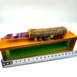 Varita de Poder Fluorita Avellano (17cm)